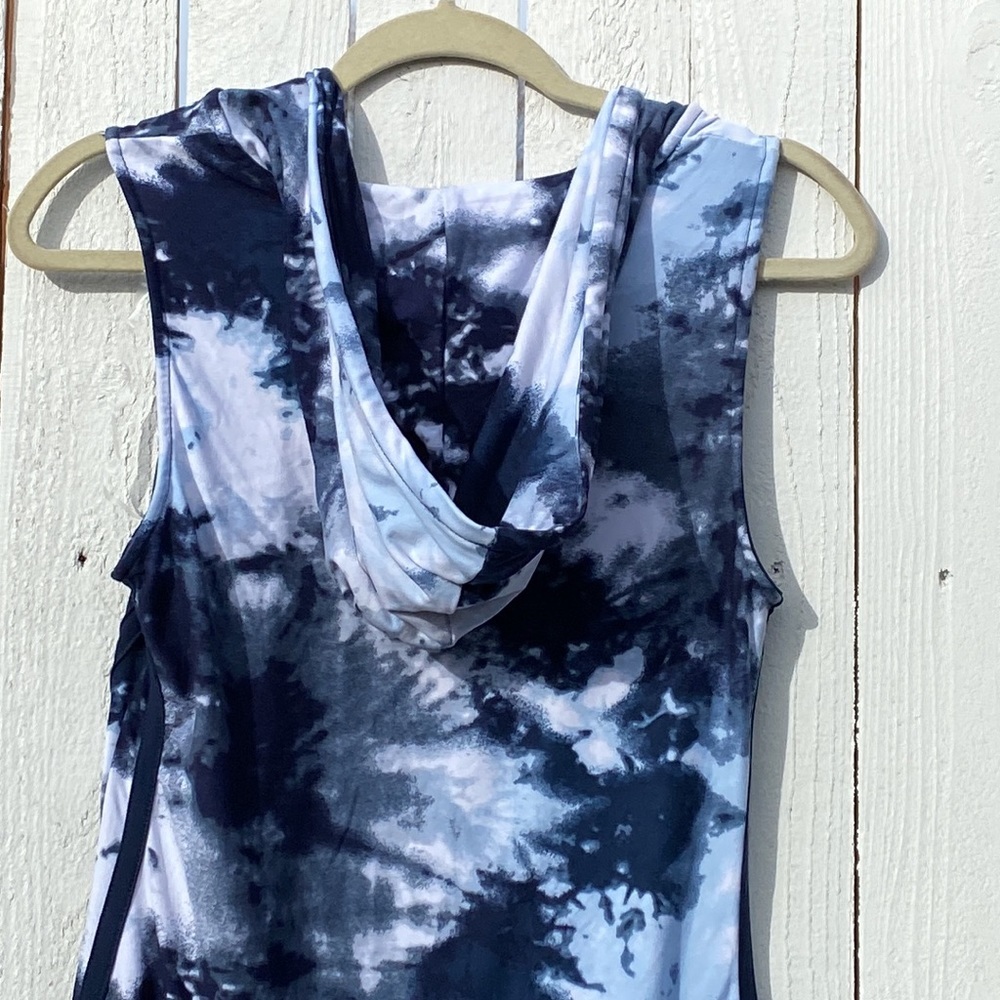 Hoodie Dress - Picture 10 of 11